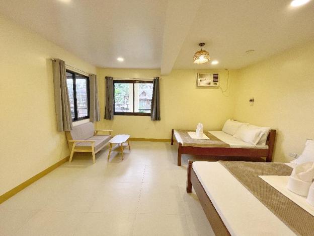 zuric pension house coron