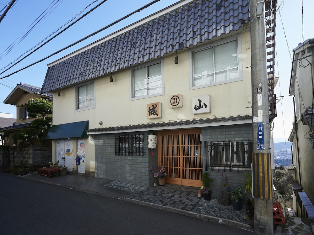 shiroyama inn