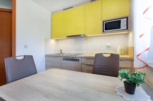 rooms and apartments jana