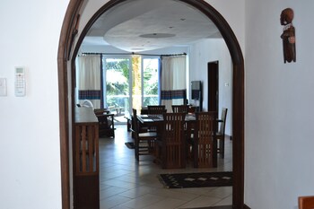 cowrie shell beach apartments