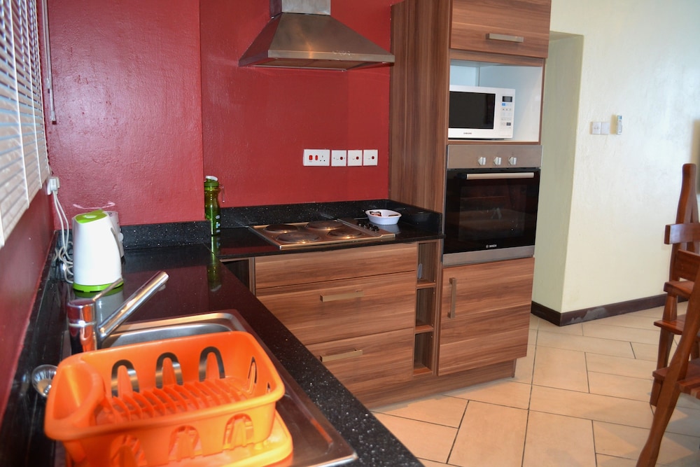 cowrie shell beach apartments