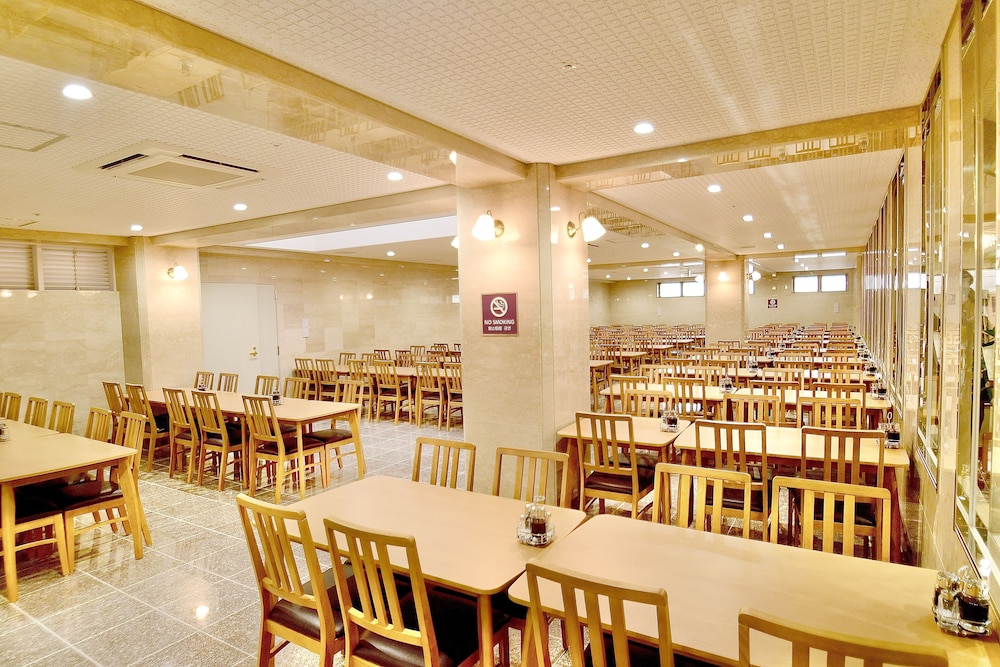 kyoto universal hotel karasuma