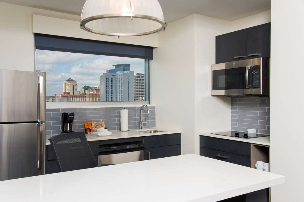 hyatt house austin downtown