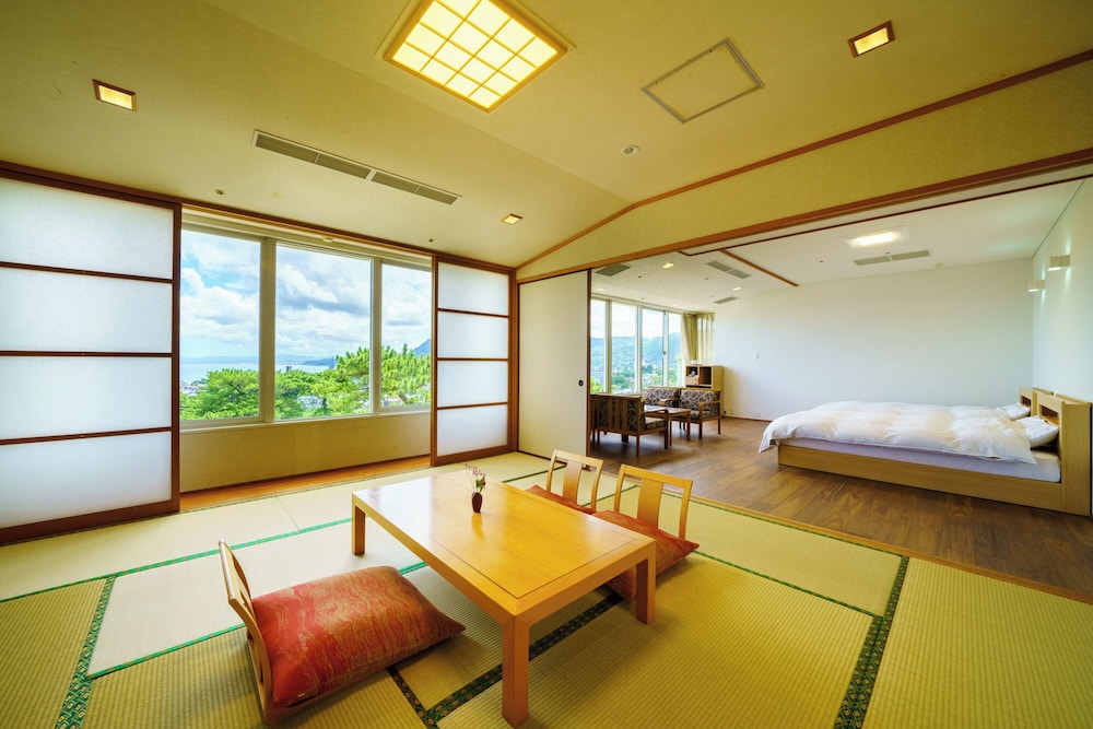 hotel beppu pastoral
