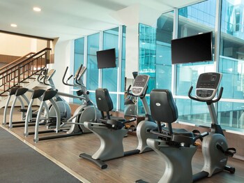 wyndham panbil batam