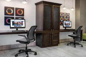 home2 suites by hilton austin airport