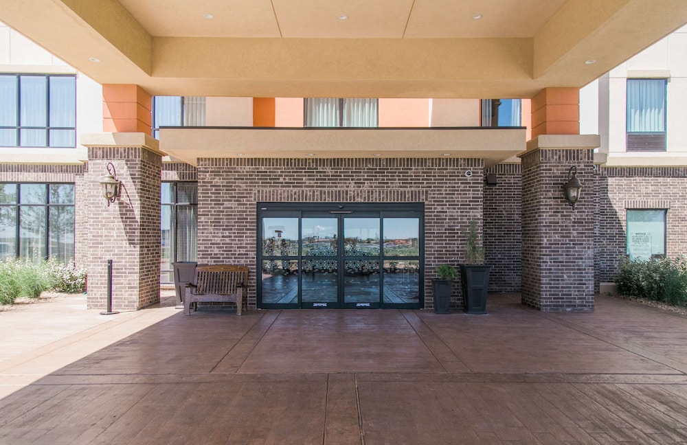 hampton inn and suites amarillo east