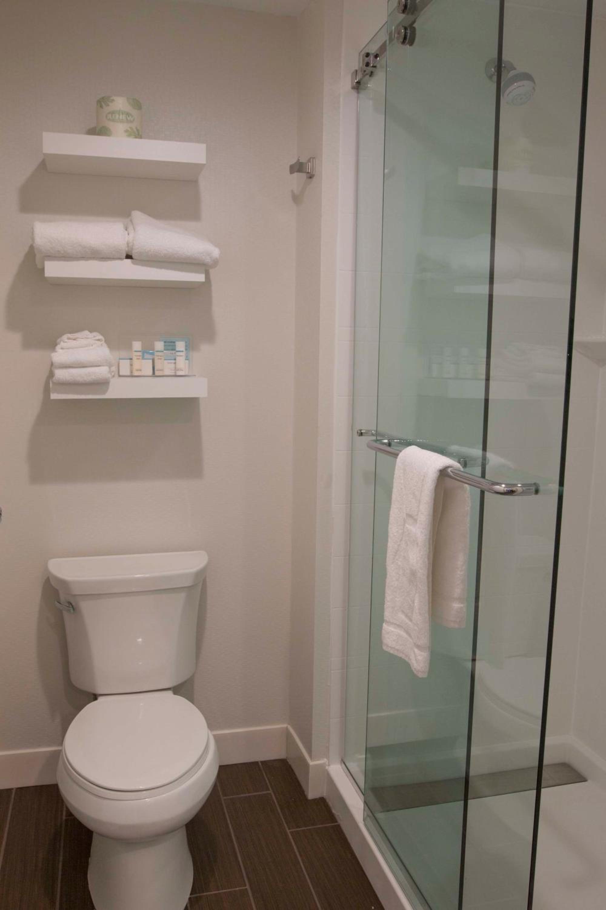 hampton inn and suites boone