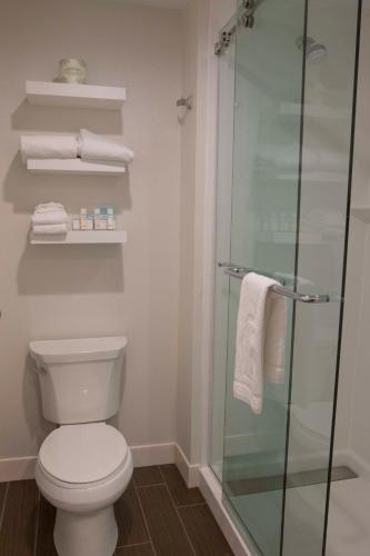 hampton inn and suites boone