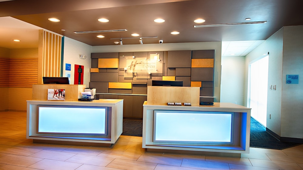holiday inn express and suites houston sw galleria area