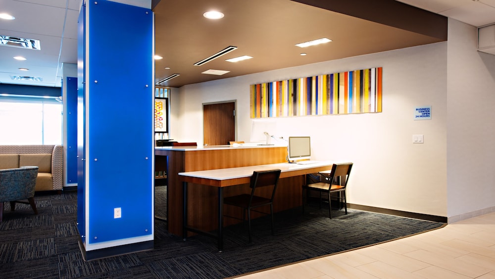 holiday inn express and suites houston sw galleria area