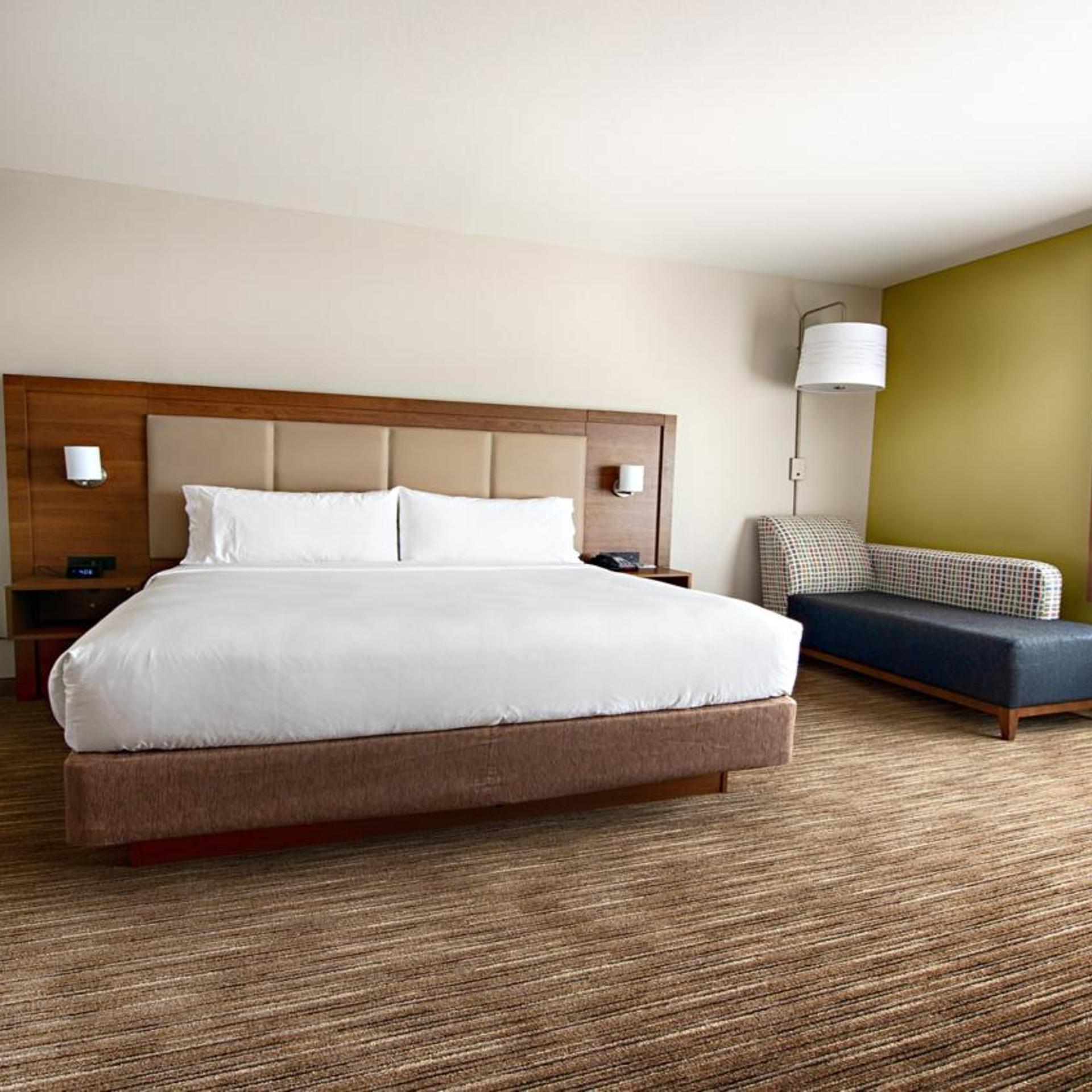 holiday inn express and suites houston sw galleria area