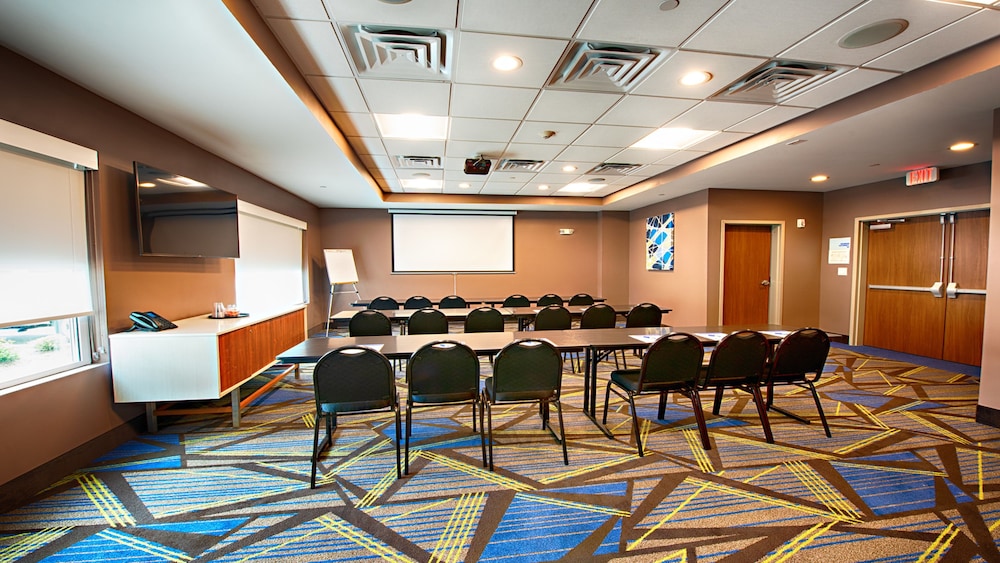 holiday inn express and suites houston sw galleria area
