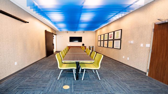 holiday inn express and suites houston sw galleria area