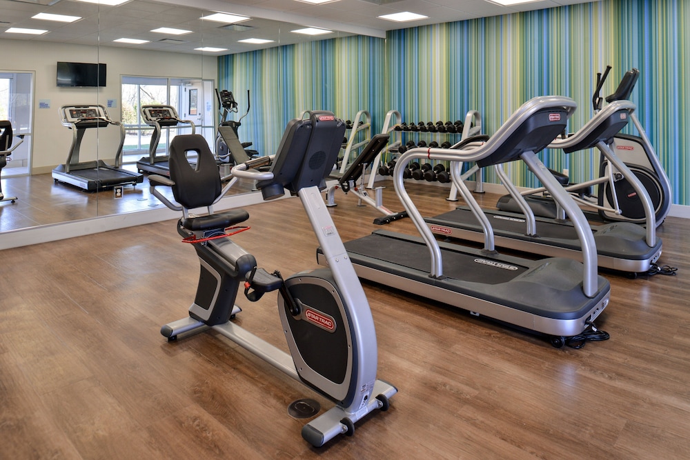 holiday inn express and sts brighton south us 23