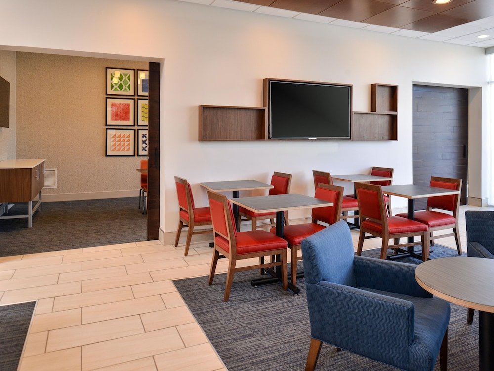 holiday inn express and sts brighton south us 23