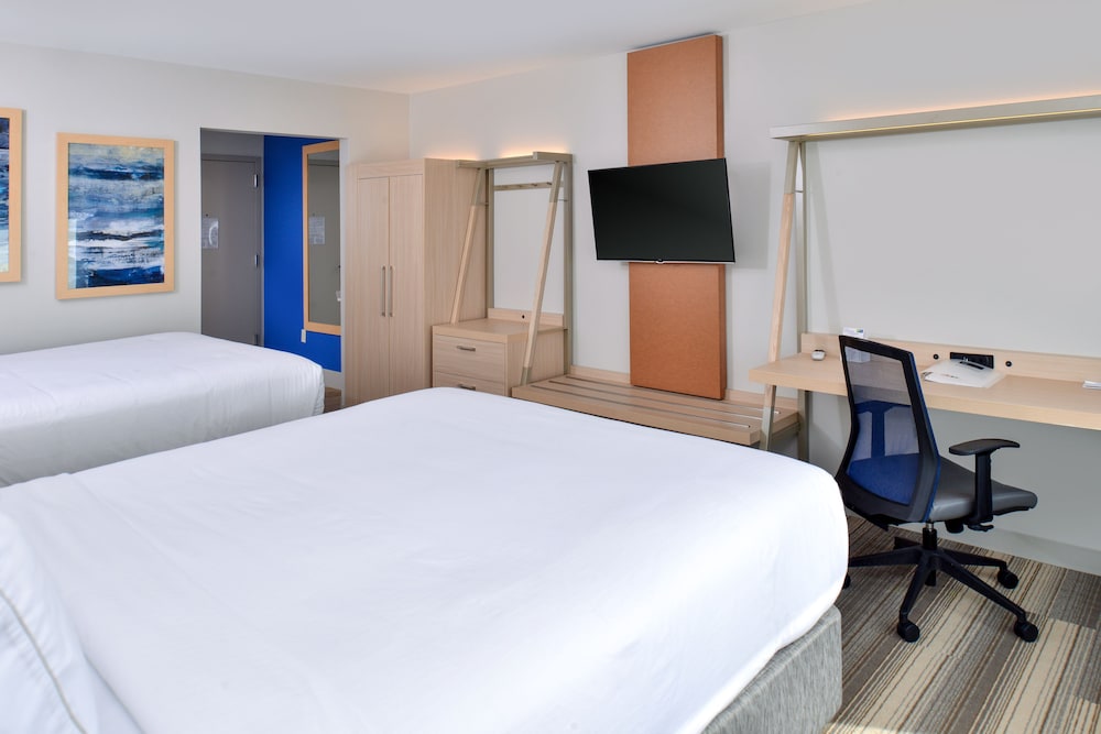holiday inn express and sts brighton south us 23
