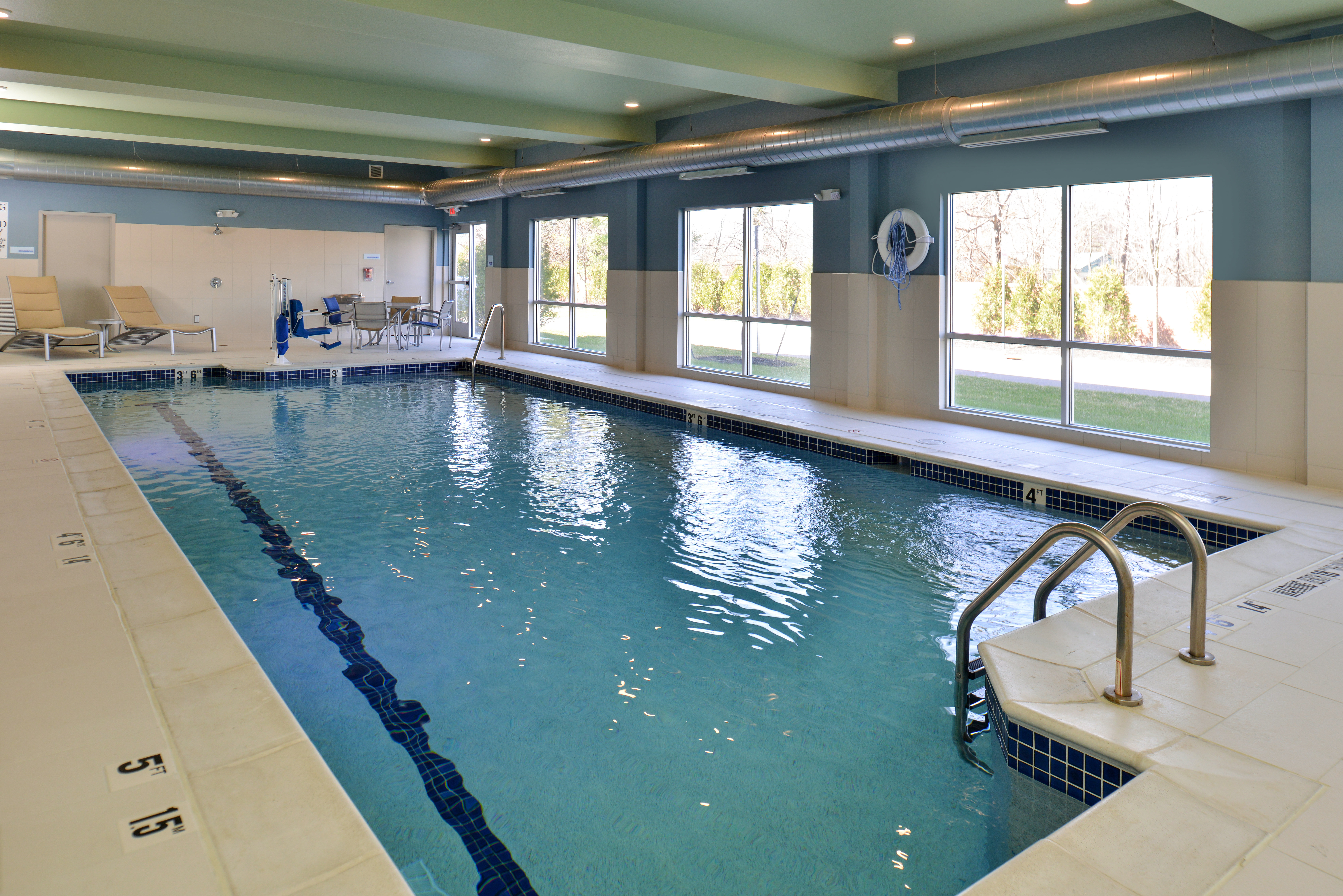 holiday inn express and sts brighton south us 23