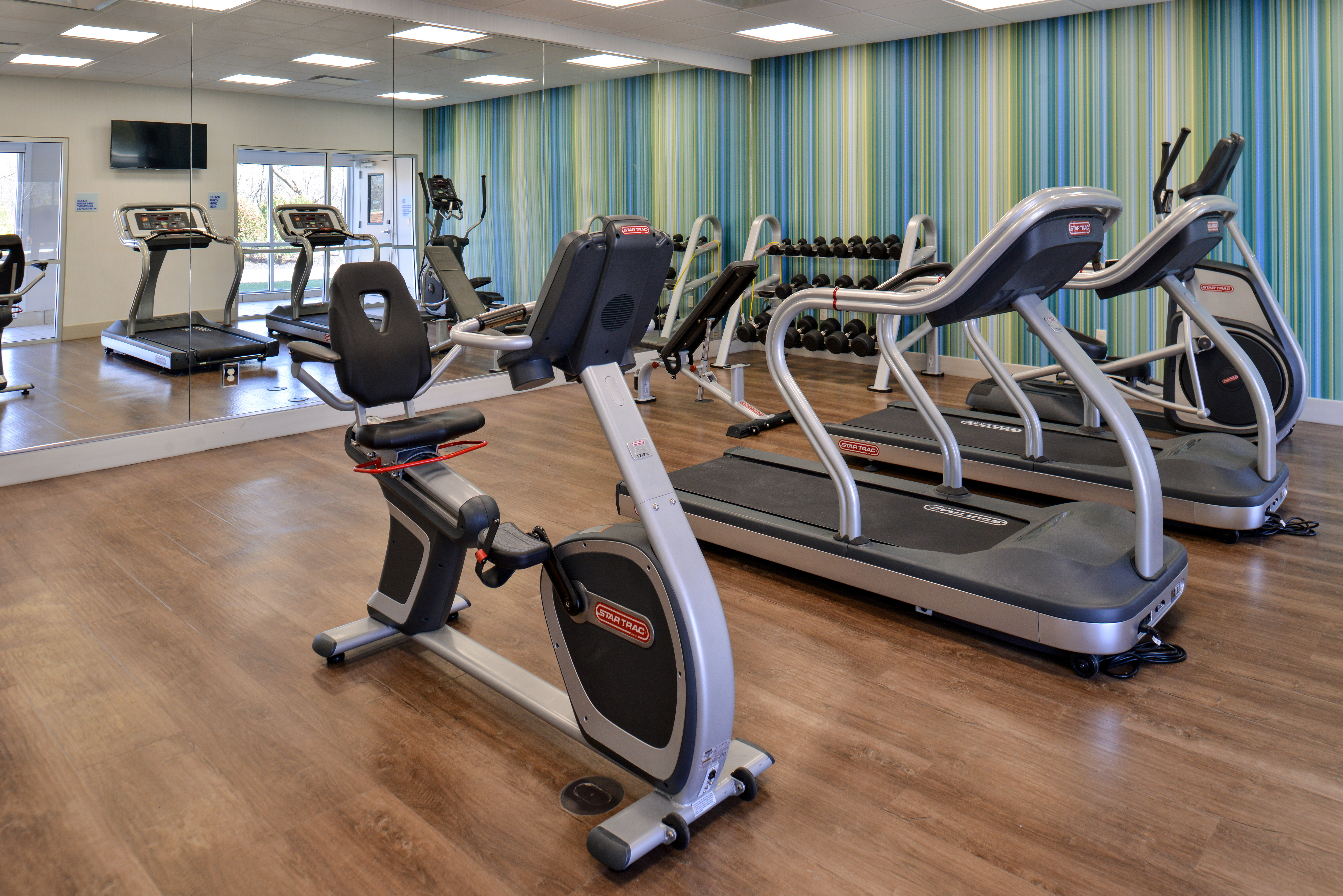 holiday inn express and sts brighton south us 23