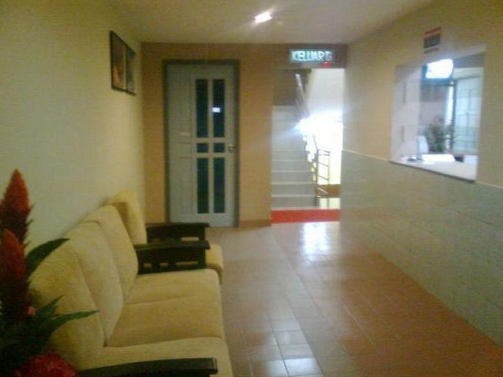 budget and comfort hostel kuching