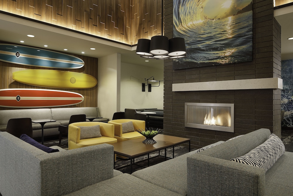 hyatt place santa cruz