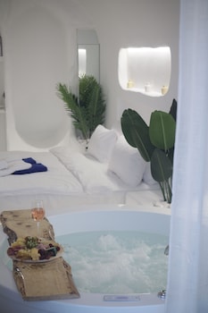 aqualand hotel and resort