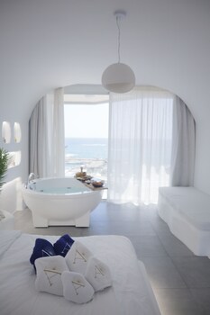 aqualand hotel and resort