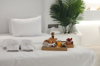 aqualand hotel and resort