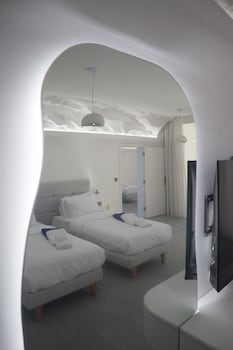 aqualand hotel and resort