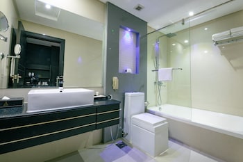 arman hotel juffair mall