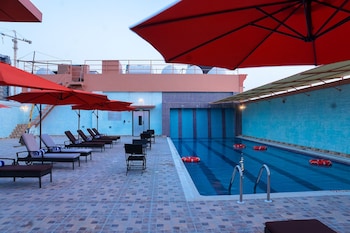 arman hotel juffair mall