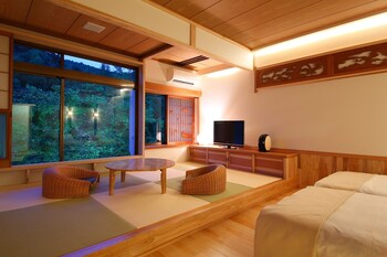 furuyu onsen kakureisen
