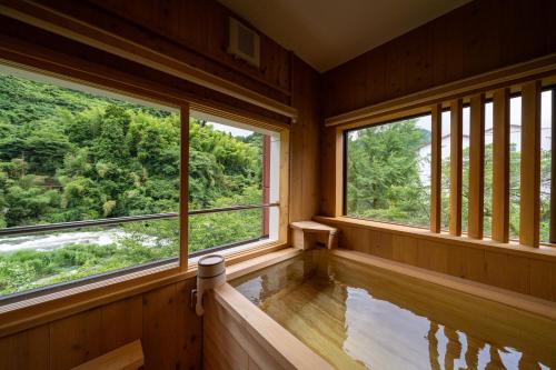 furuyu onsen kakureisen
