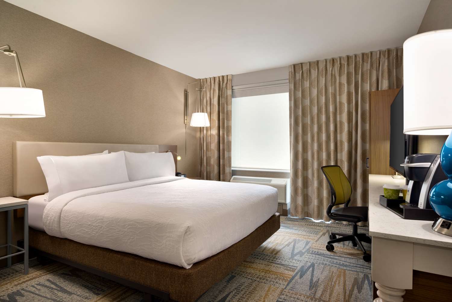 hilton garden inn new york times square south