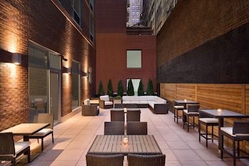 hilton garden inn new york times square south