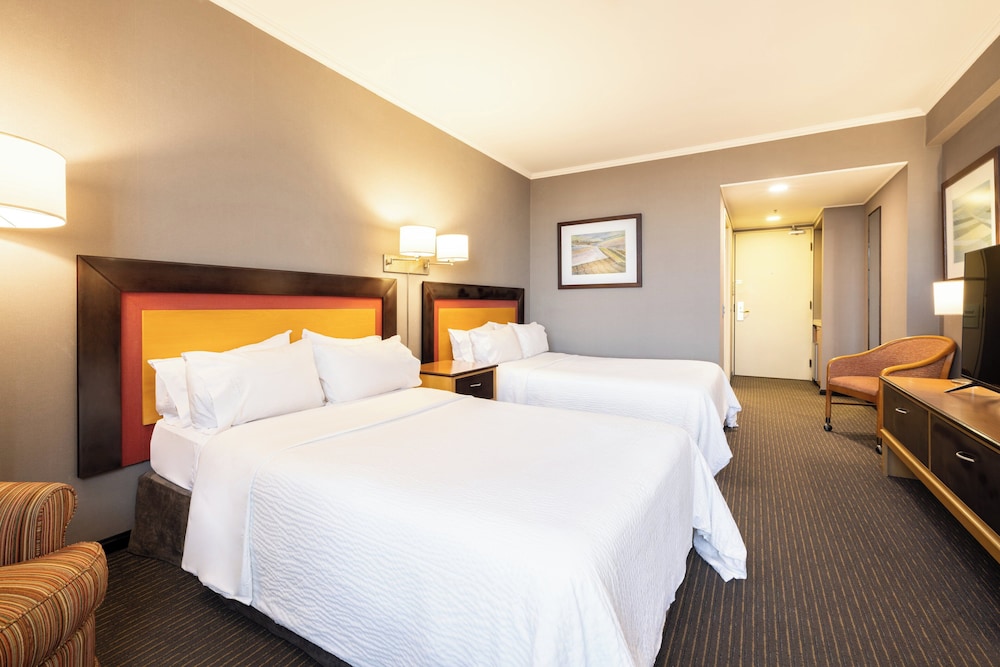 holiday inn express puerto madero by ihg