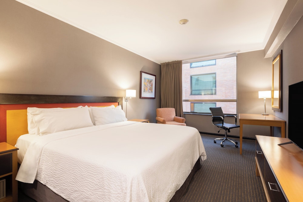 holiday inn express puerto madero by ihg