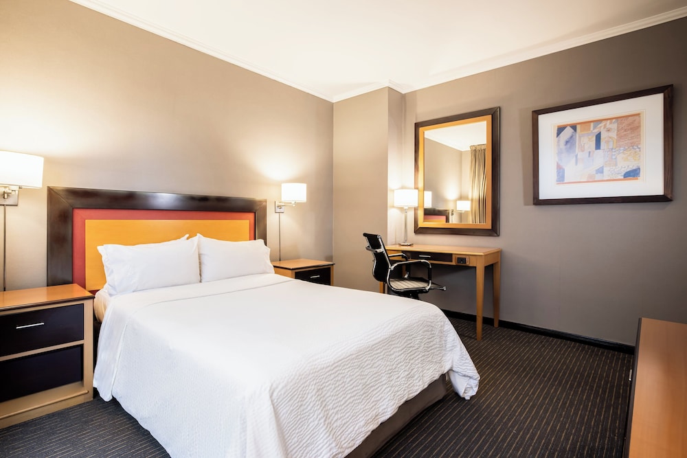 holiday inn express puerto madero by ihg