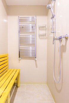 Hotel Christina Plus,Bucure?Ti - Ilfov>>Bucharest,4 star