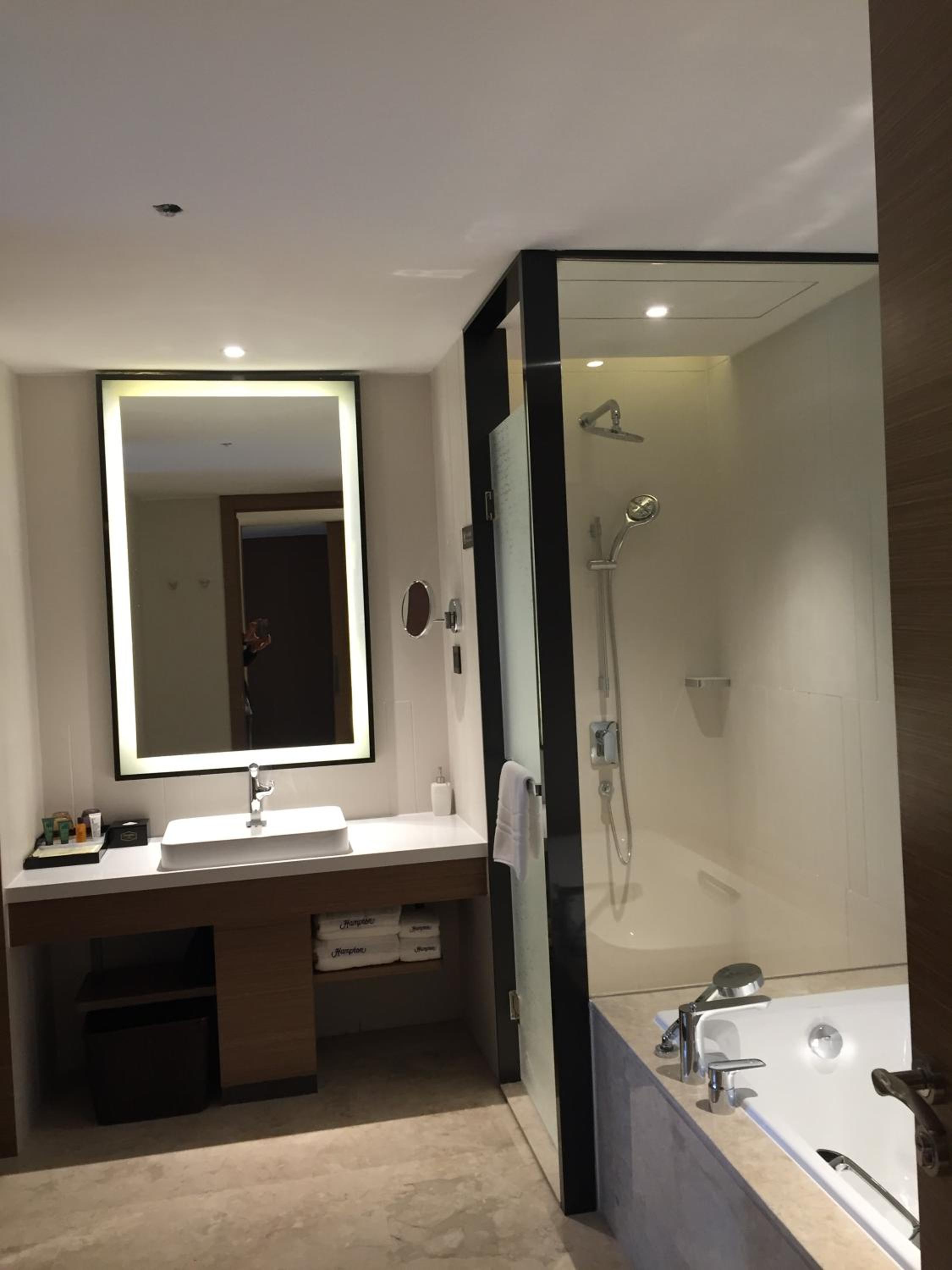 hampton by hilton guangzhou zhujiang new town