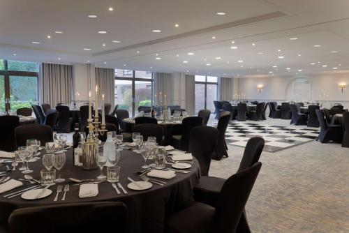 hilton cobham