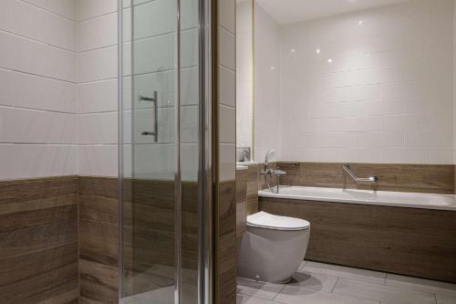 hilton cobham