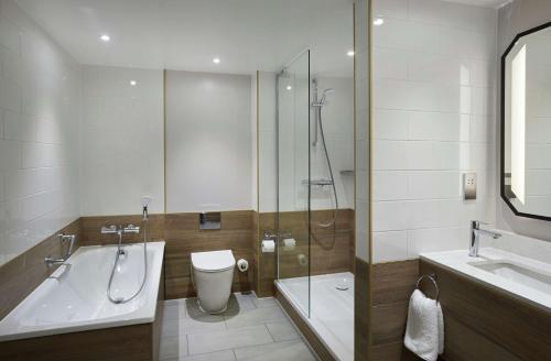 hilton cobham