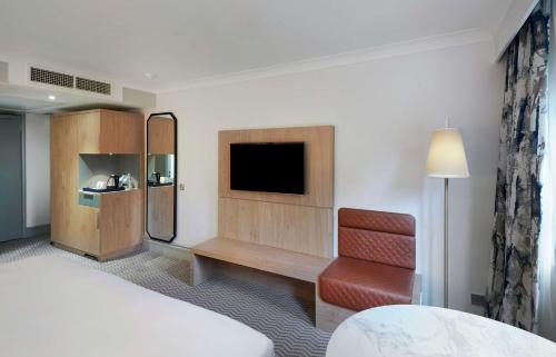 hilton cobham