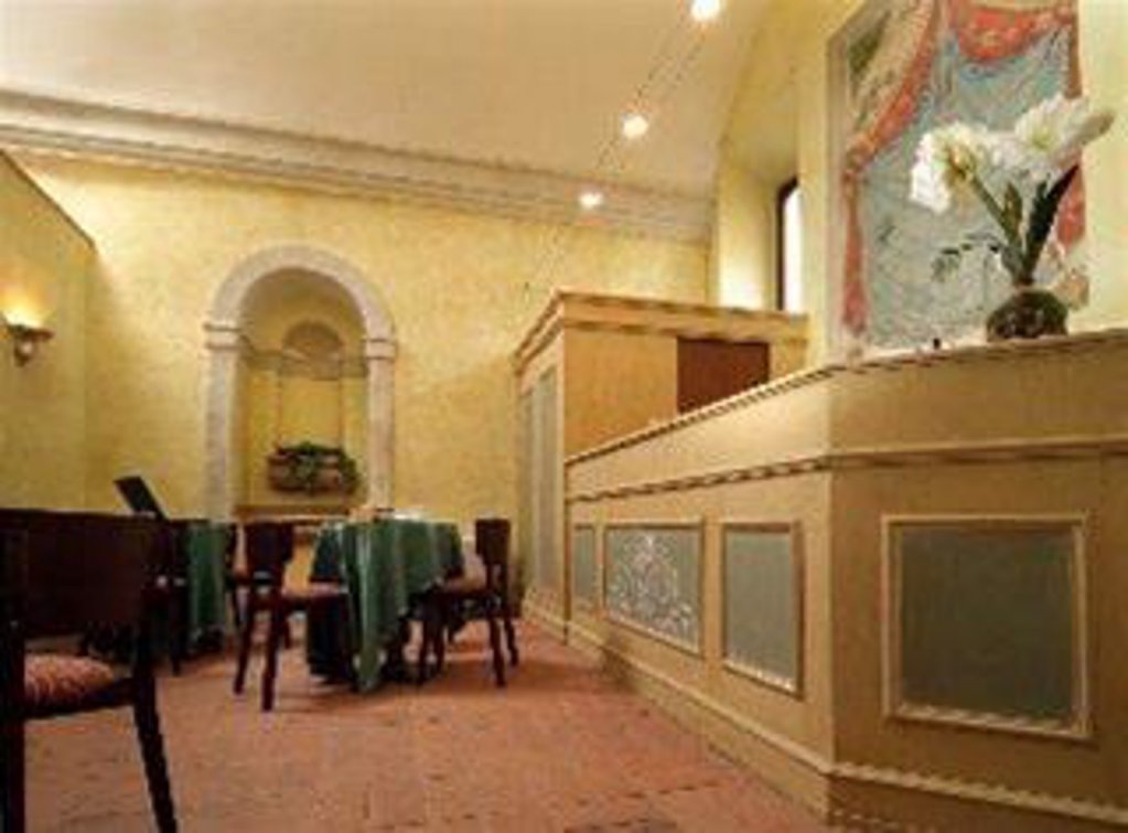 Country House Monastero Le Grazie,,3 star