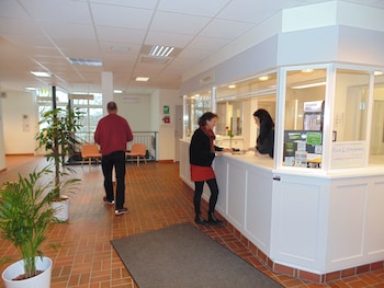 Ljungskile Folkhögskola Kurs & Konferens Hotell,Ljungskile>>Gothenburg,3 star