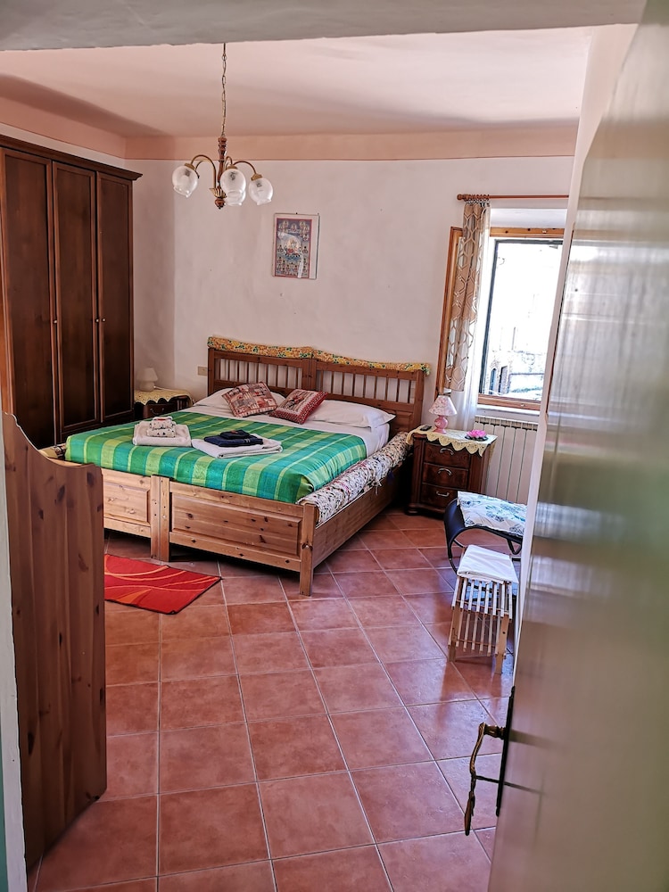 lantico borgo di torri