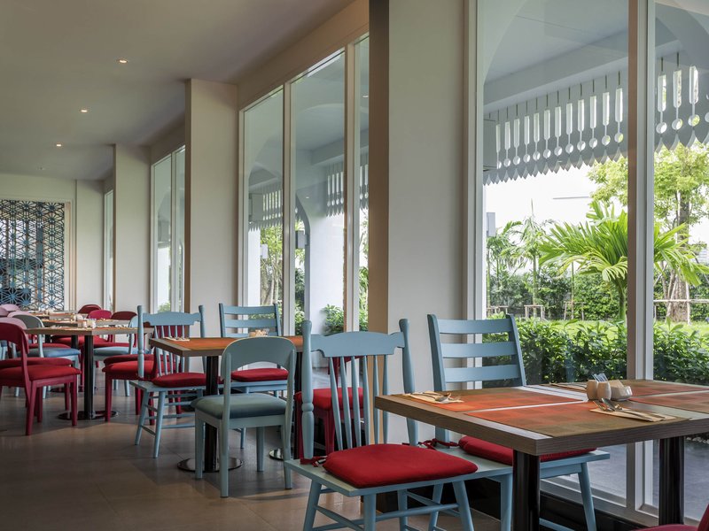 ibis styles phuket city hotel
