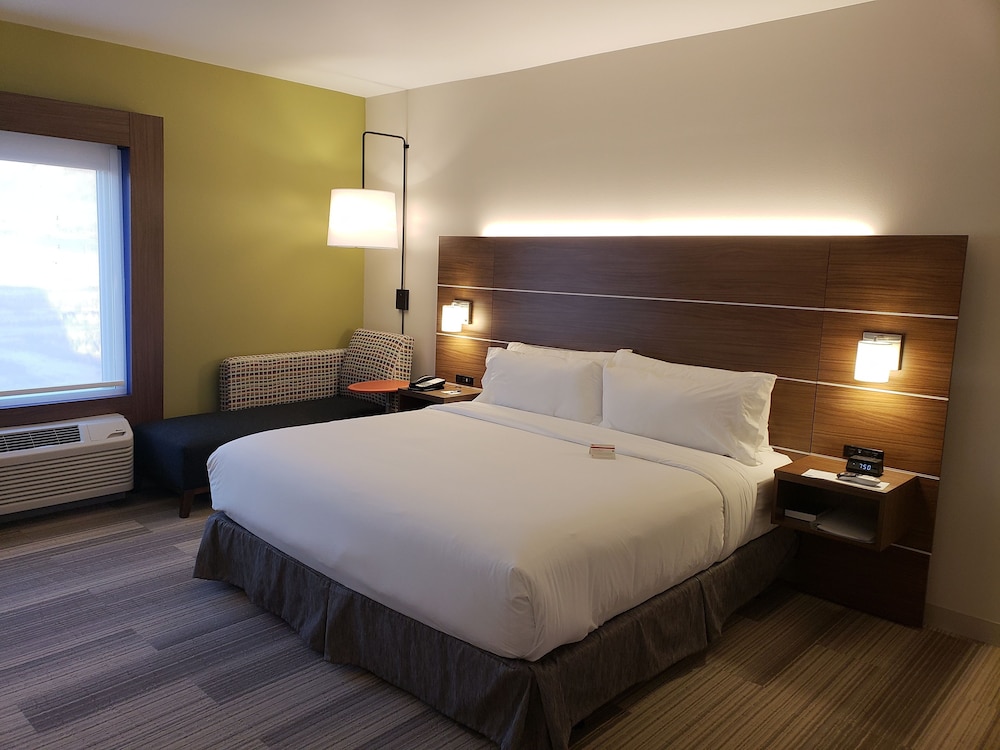 holiday inn express and suites brigham city north utah