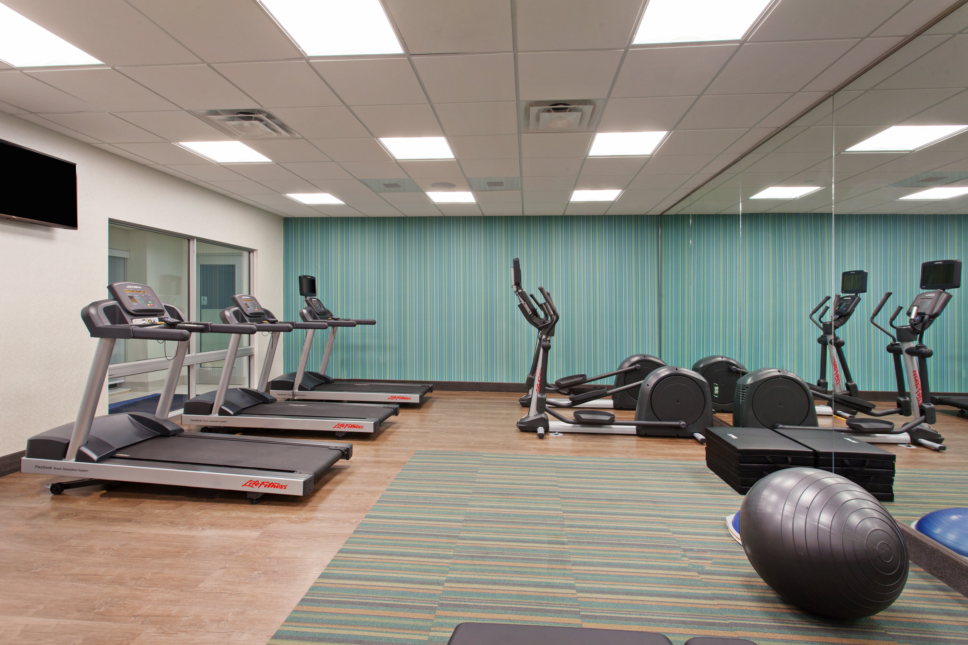 holiday inn express and suites brigham city north utah